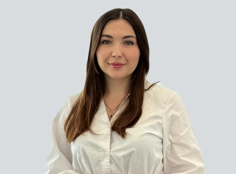 Секретар Оксана Сергіївна